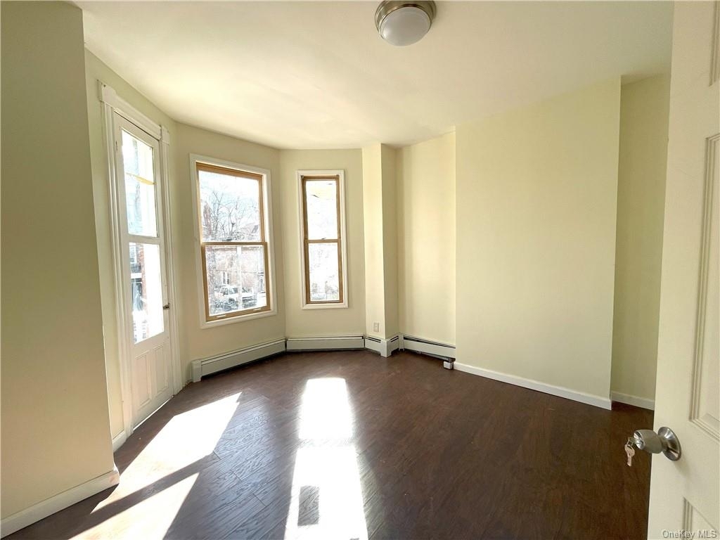 76 Henry Avenue - Photo 2