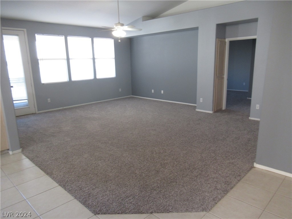 1206 Gumdrop Avenue - Photo 4