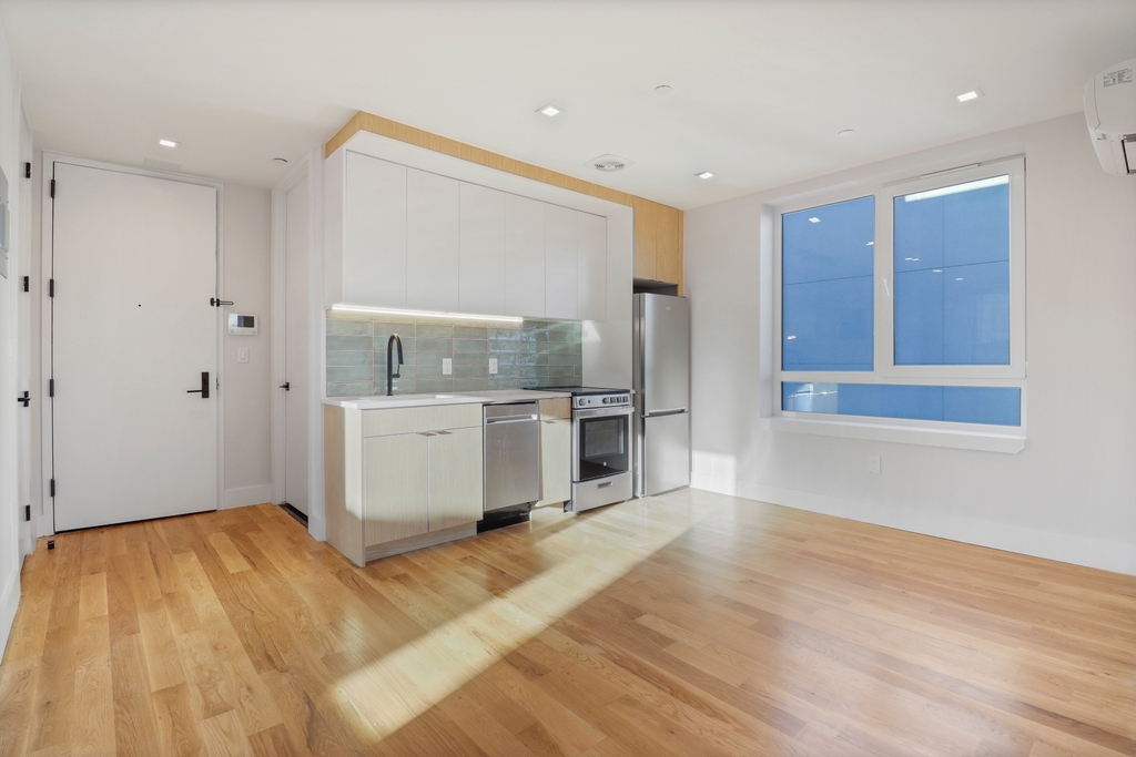 596 Metropolitan Avenue - Photo 1