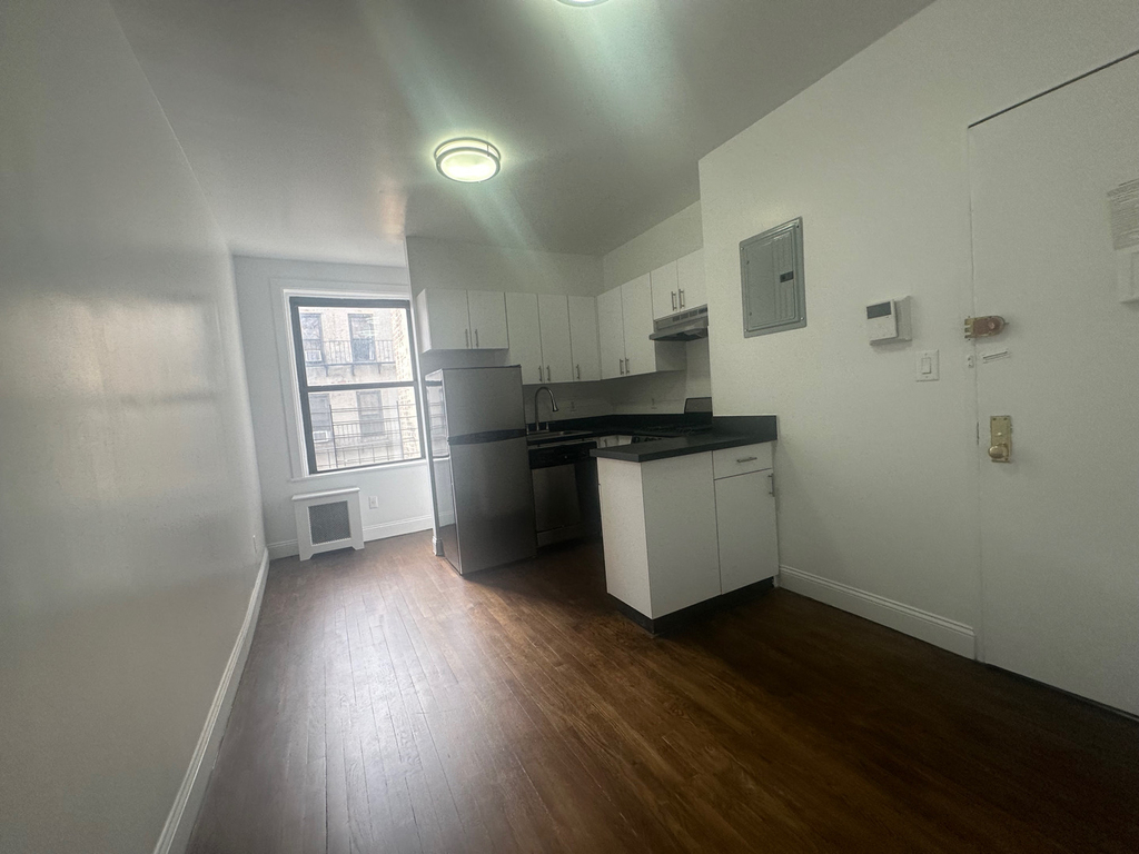 216 East 89th Street - Photo 8