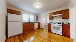 45 Olcott St - Photo 3