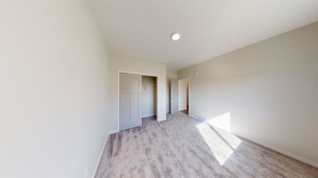 310 N Maple Avenue - Photo 15