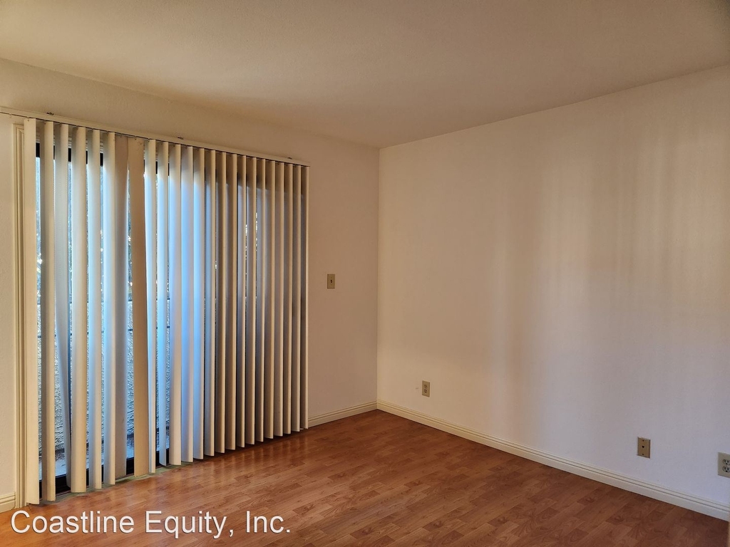 432 S. Normandie Ave - Photo 1