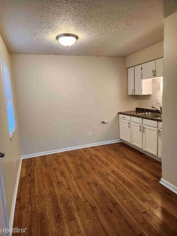 2854 Joyce Ave Apt D - Photo 1