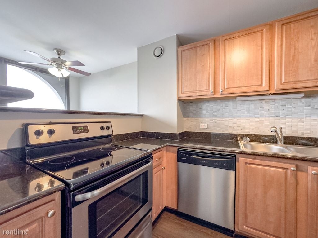 4334 N. Hazel, Unit A4081 - Photo 2