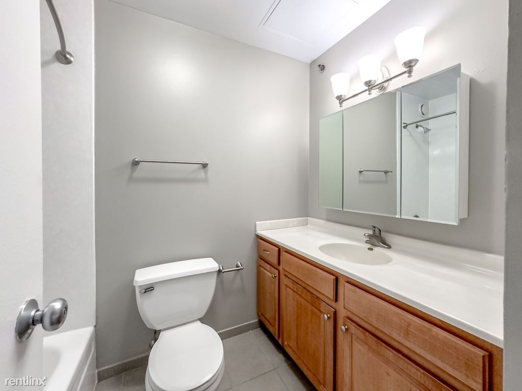 4334 N. Hazel, Unit A4081 - Photo 15