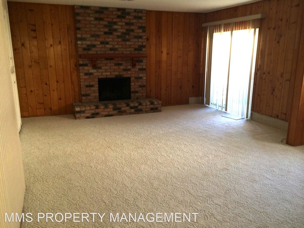 7187 Lynridge Court - Photo 6