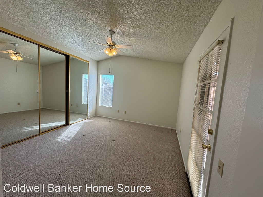 12439 Glennaire Way. - Photo 13