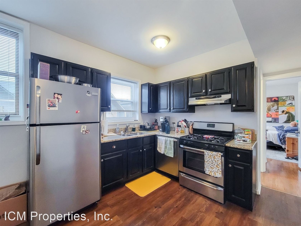 3708 N. Sheffield Ave. - Photo 13