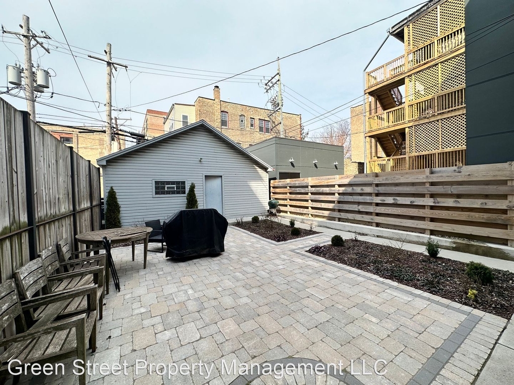 2712 W Cortland St - Photo 12