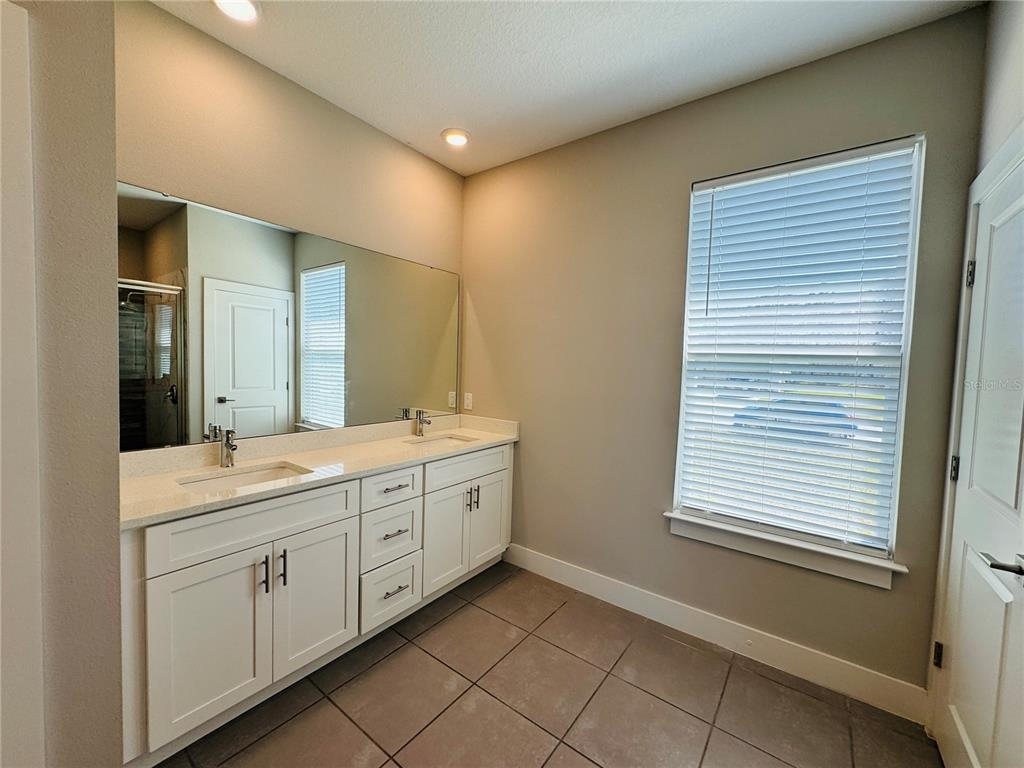 256 Hyacinth Court - Photo 24