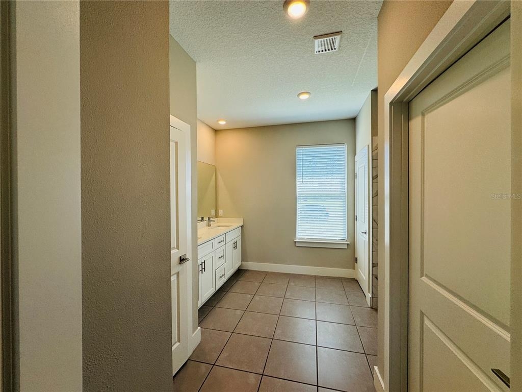 256 Hyacinth Court - Photo 23