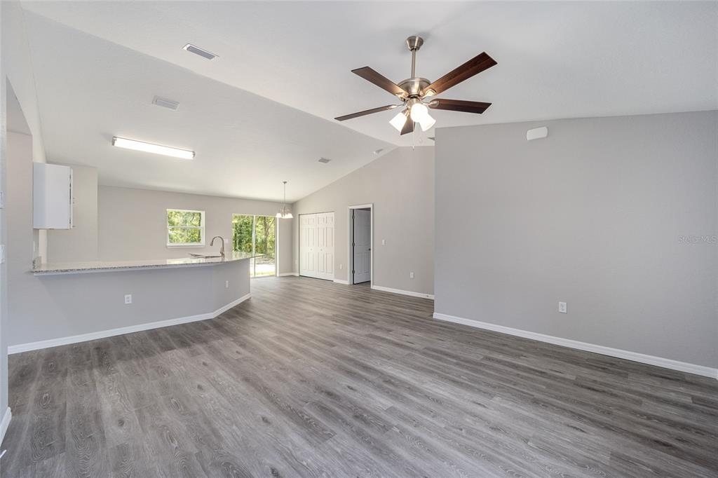 24053 Nw Tamarind Lane - Photo 4