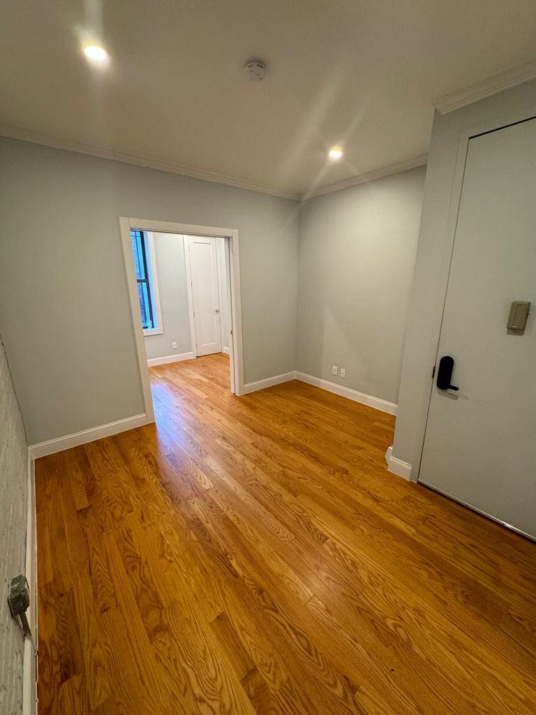 427 East 80th Street - Photo 2