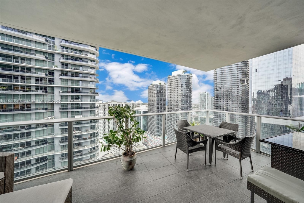 1010 Brickell Ave - Photo 17