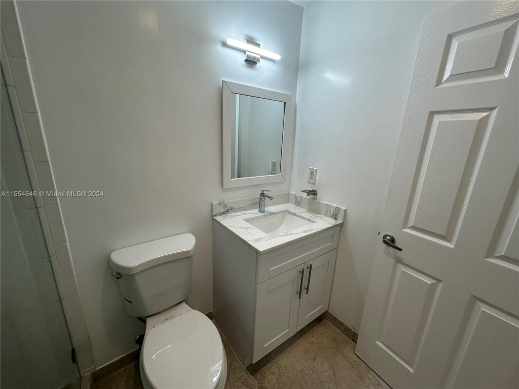 1001 Nw 23rd Ct - Photo 11