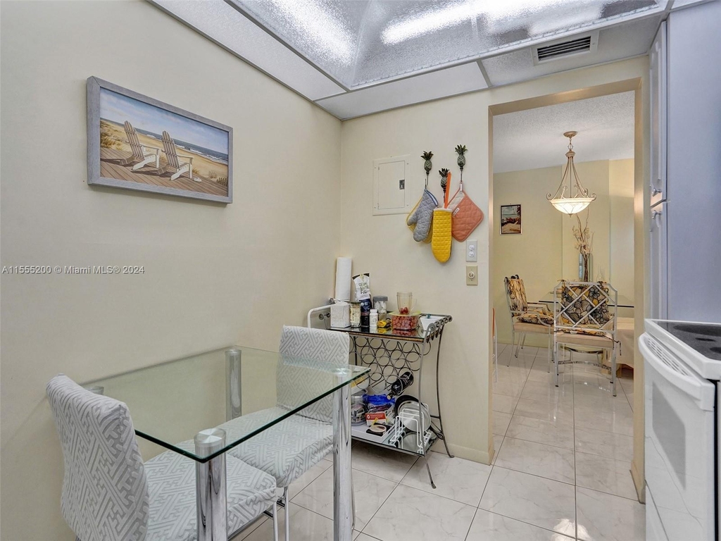 3113 S Ocean Dr - Photo 19