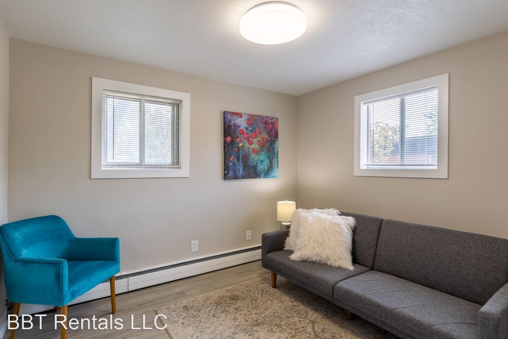 1216 E Seneca Avenue #6 - Photo 6