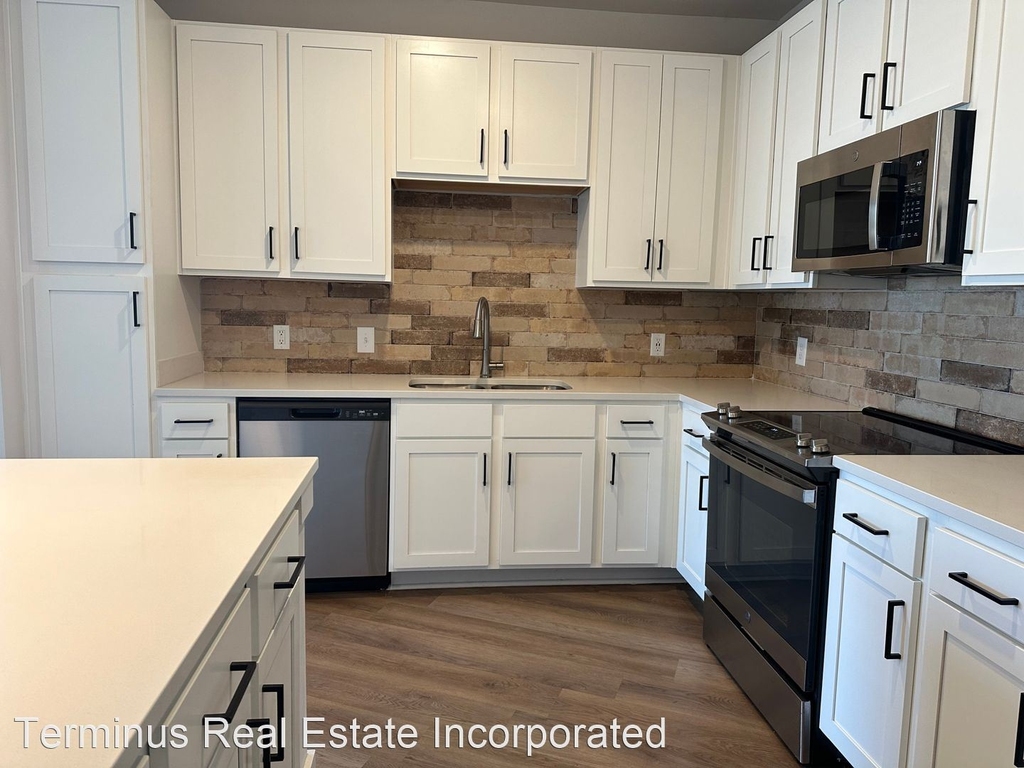 Stockyard Lofts 215 Willow Avenue - Photo 10