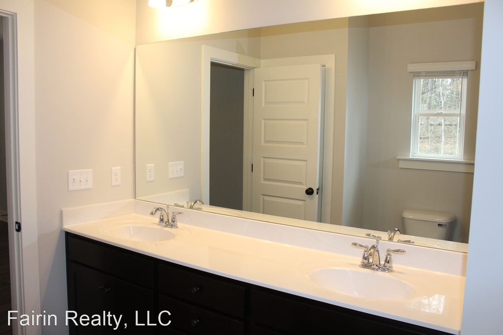 3990 Valley Manor - Photo 14