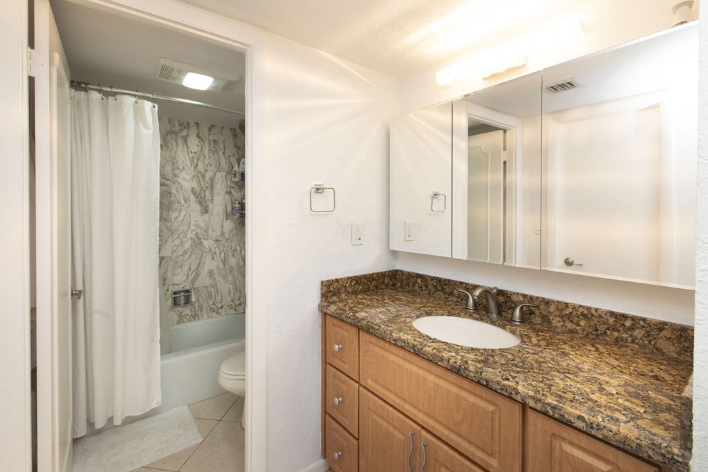 10777 W Sample Road - Photo 8