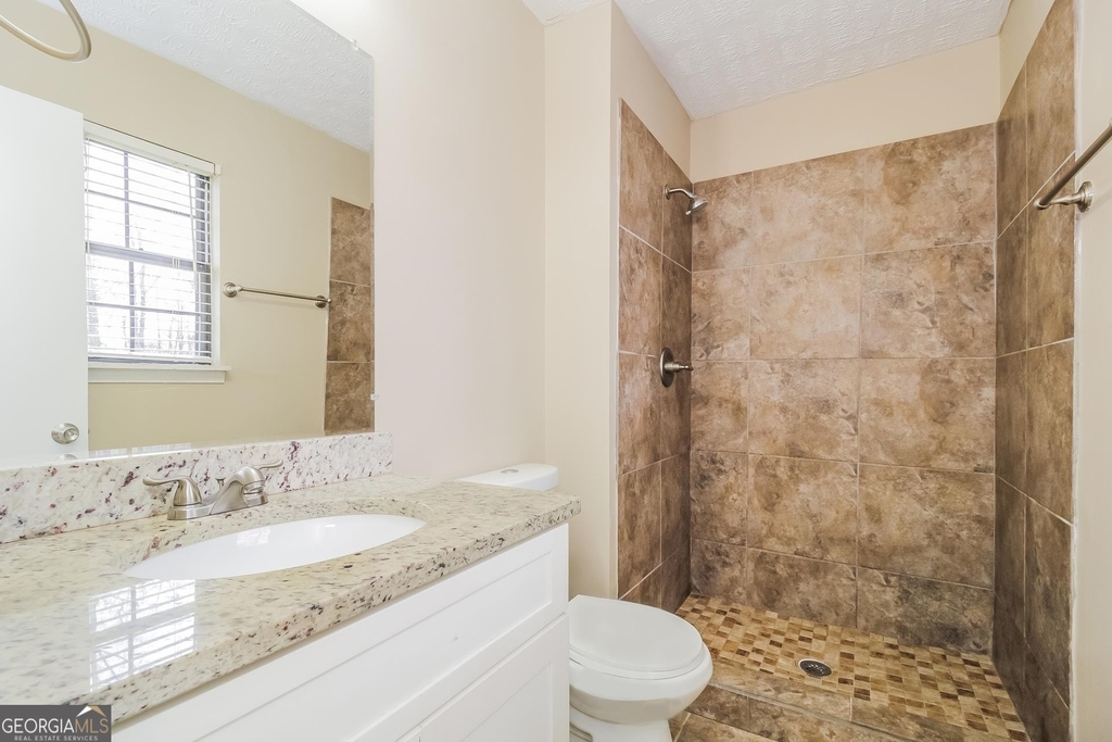 4404 Treeline Way - Photo 8