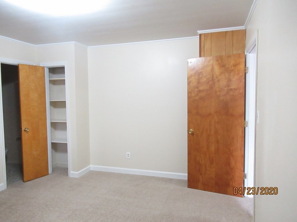 326 W Hampton Ave # 10 - Photo 15