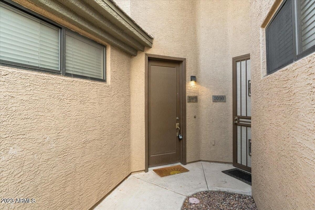 705 W Queen Creek Road - Photo 1