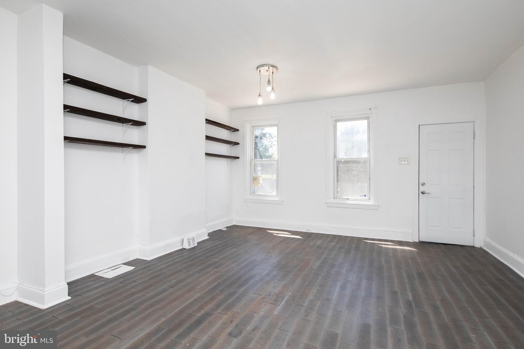 4905 Haverford Avenue - Photo 8