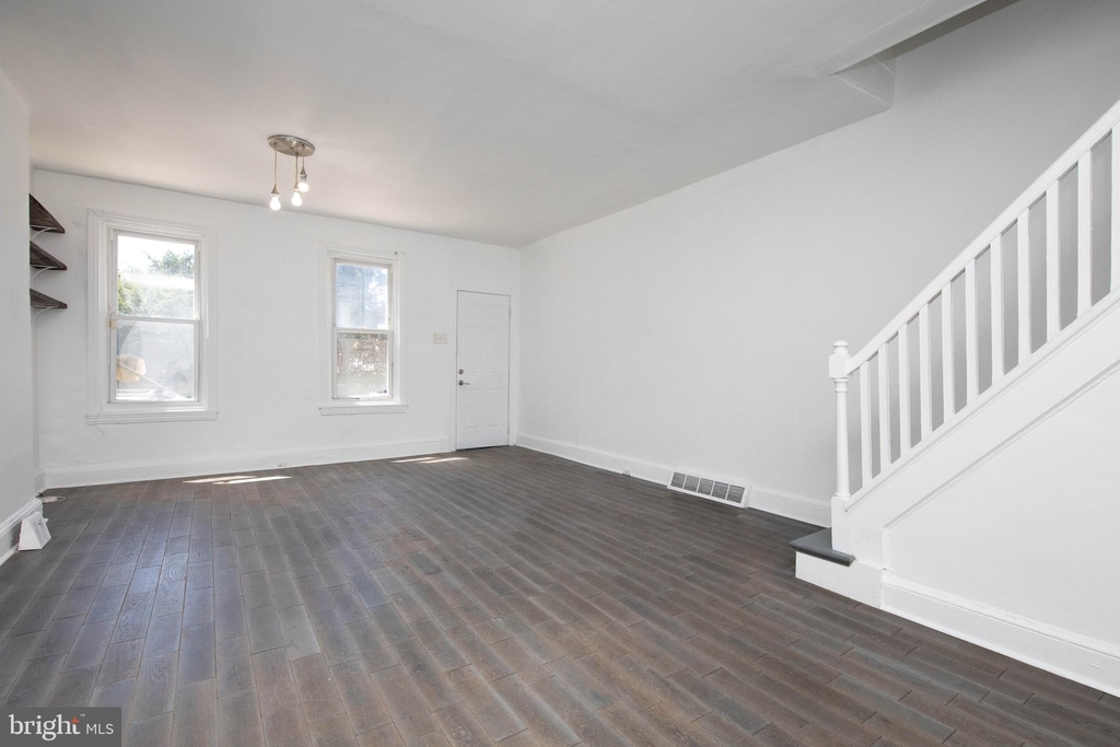 4905 Haverford Avenue - Photo 10