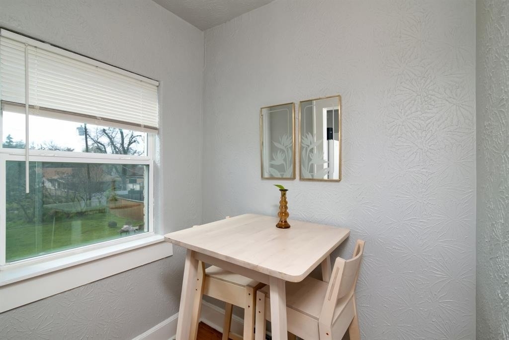 225 S Oak Cliff Boulevard - Photo 12