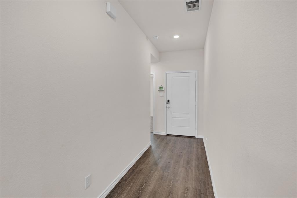 1704 Hummingbird Street - Photo 3