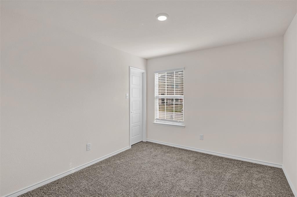 1704 Hummingbird Street - Photo 18