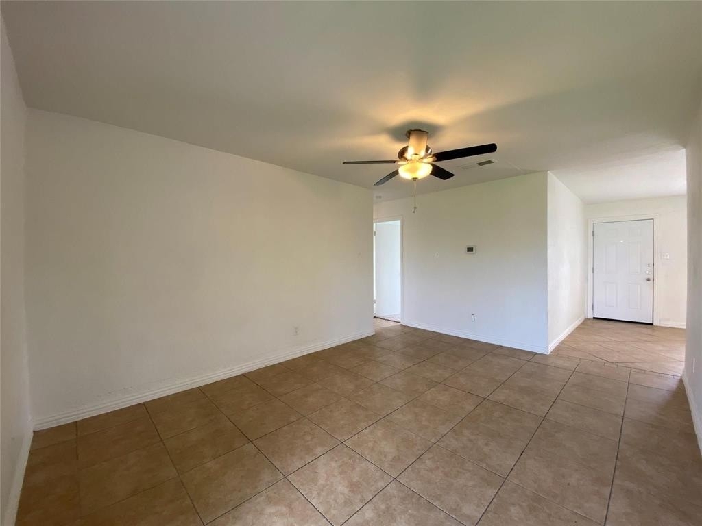 6510 Cinnamon Oaks Drive - Photo 10