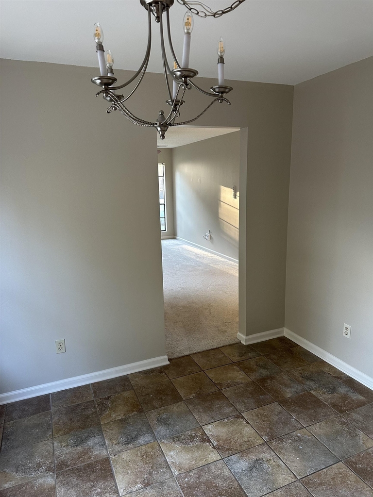 1138 Greenview - Photo 8