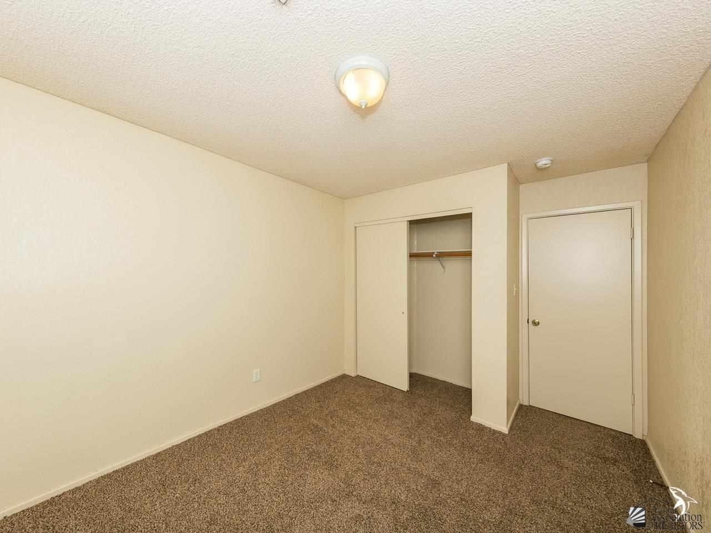 11271 E 25 Pl - Photo 11