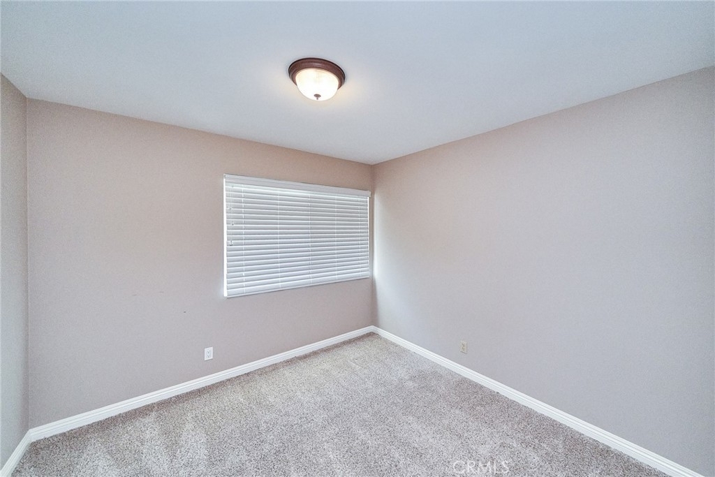 6910 Grovespring Drive - Photo 20