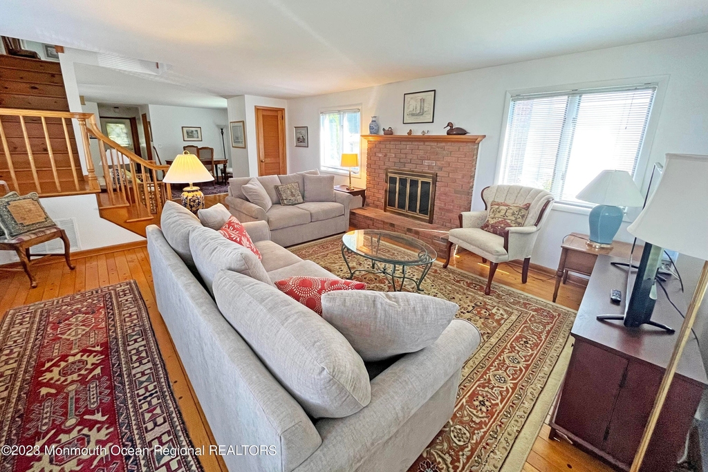 416 Salem Avenue - Photo 1