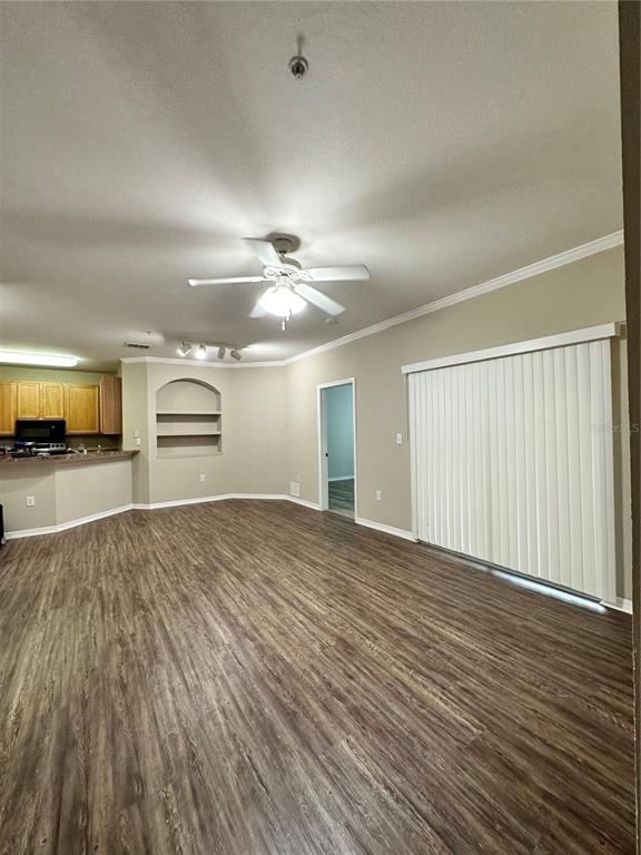 10023 Courtney Palms Boulevard - Photo 6