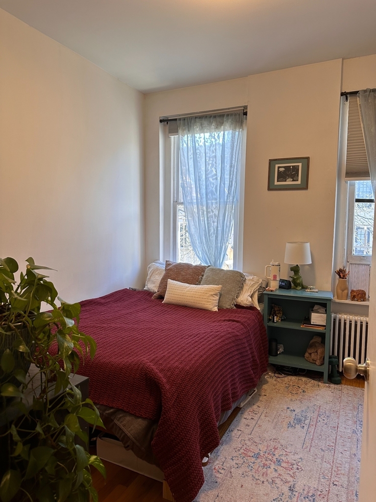 247 East 62nd Street - Photo 1