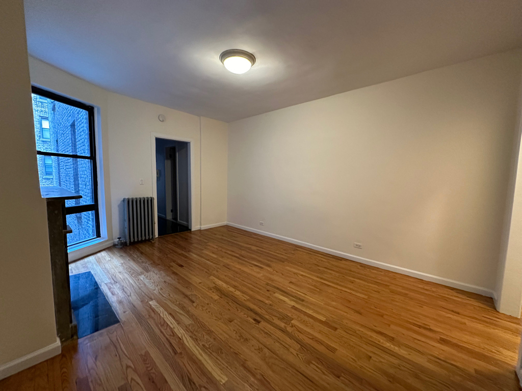 152 East 84th Street - Photo 2