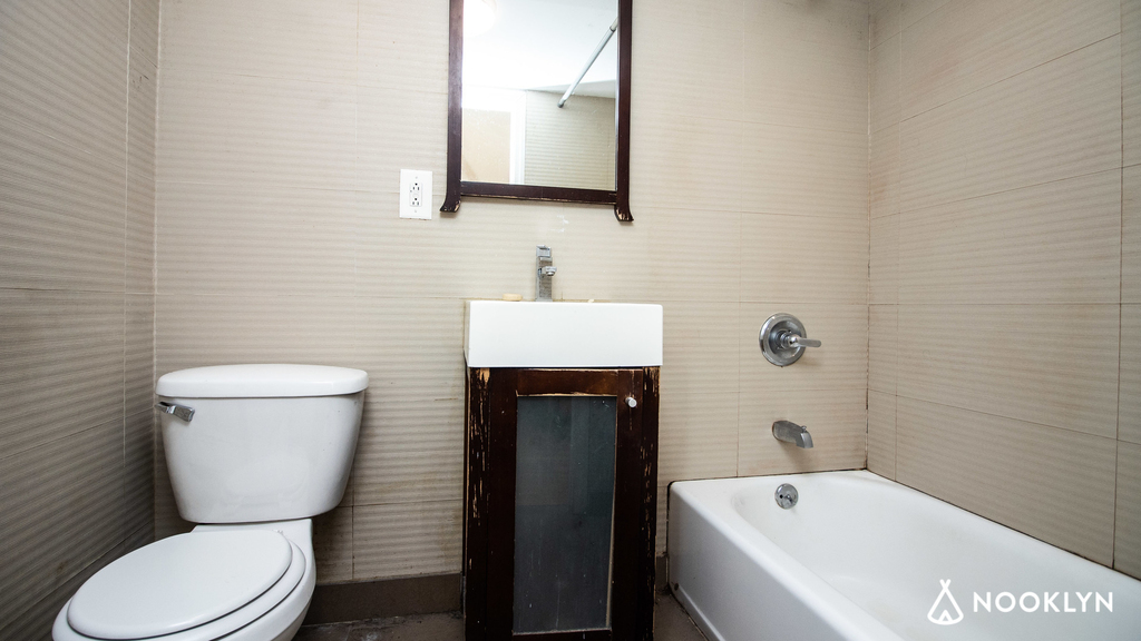 1299 Greene Avenue - Photo 9