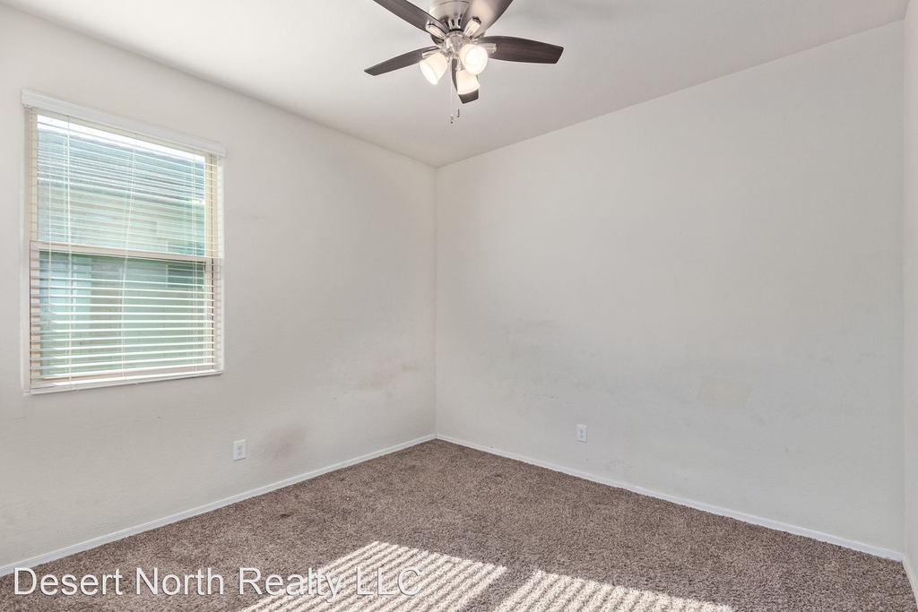 36989 W Maddaloni Ave. - Photo 6