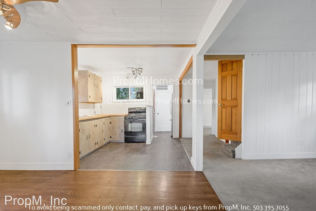 2020 Se Waldron Road - Photo 11