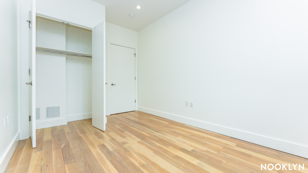 818 Lexington Avenue - Photo 14