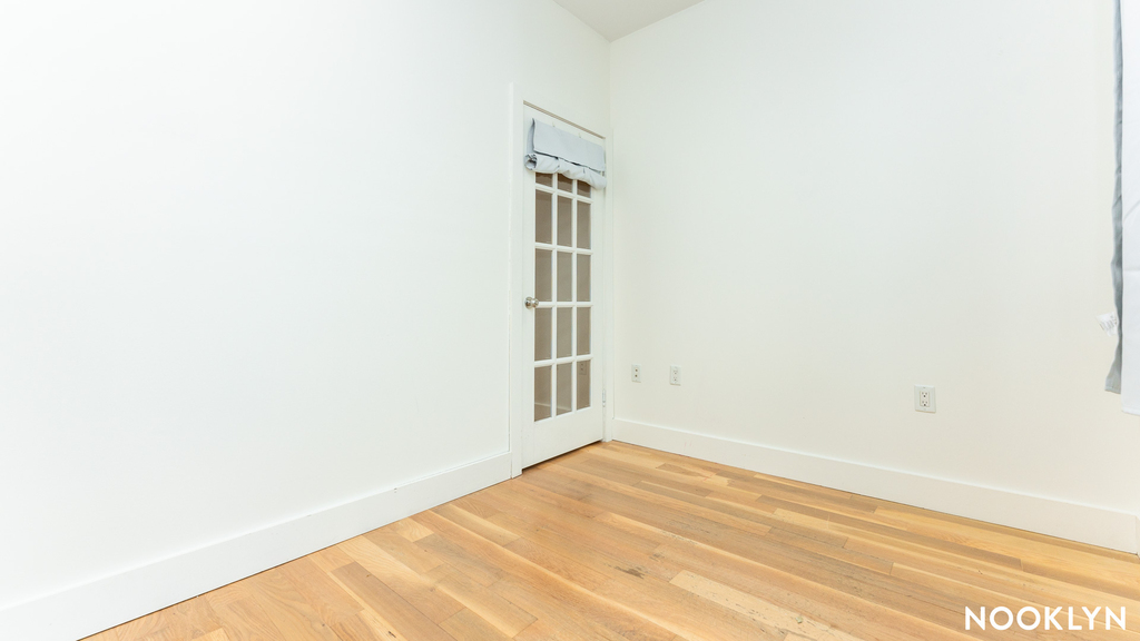 818 Lexington Avenue - Photo 17