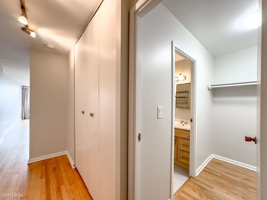 1636 N. Wells, Unit A4003 - Photo 7