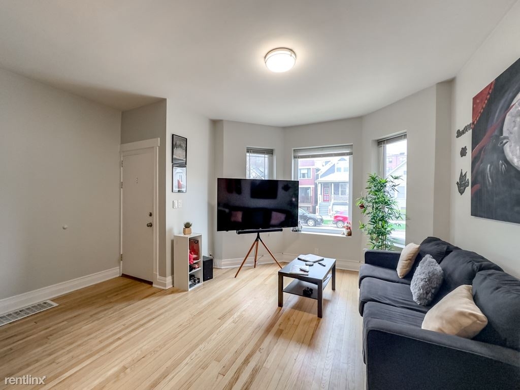 2531 W Medill, Unit 7 - Photo 19