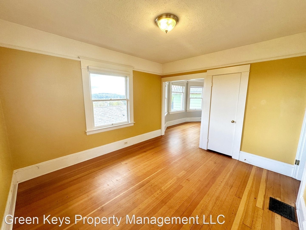 4104 Southwest View Point Terrace - Photo 11