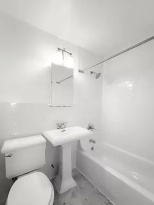 242 East 75th Street - Photo 4